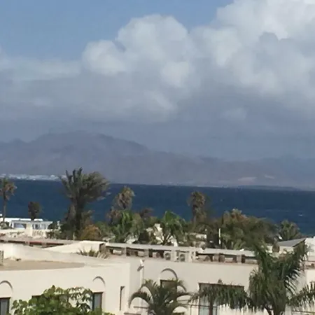 16 Lujo A 200 M Del Mar Коральео