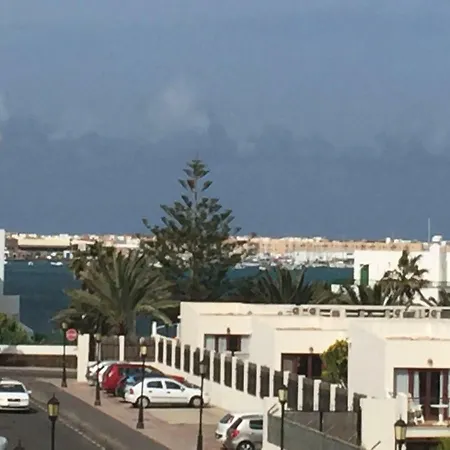 Вилла 16 Lujo A 200 M Del Mar Коральео